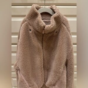 Cozy light pink Sherpa Hood